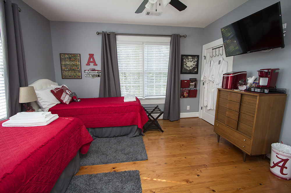 Bama Bed And Breakfast - Chimes Suite Tuscaloosa Εξωτερικό φωτογραφία