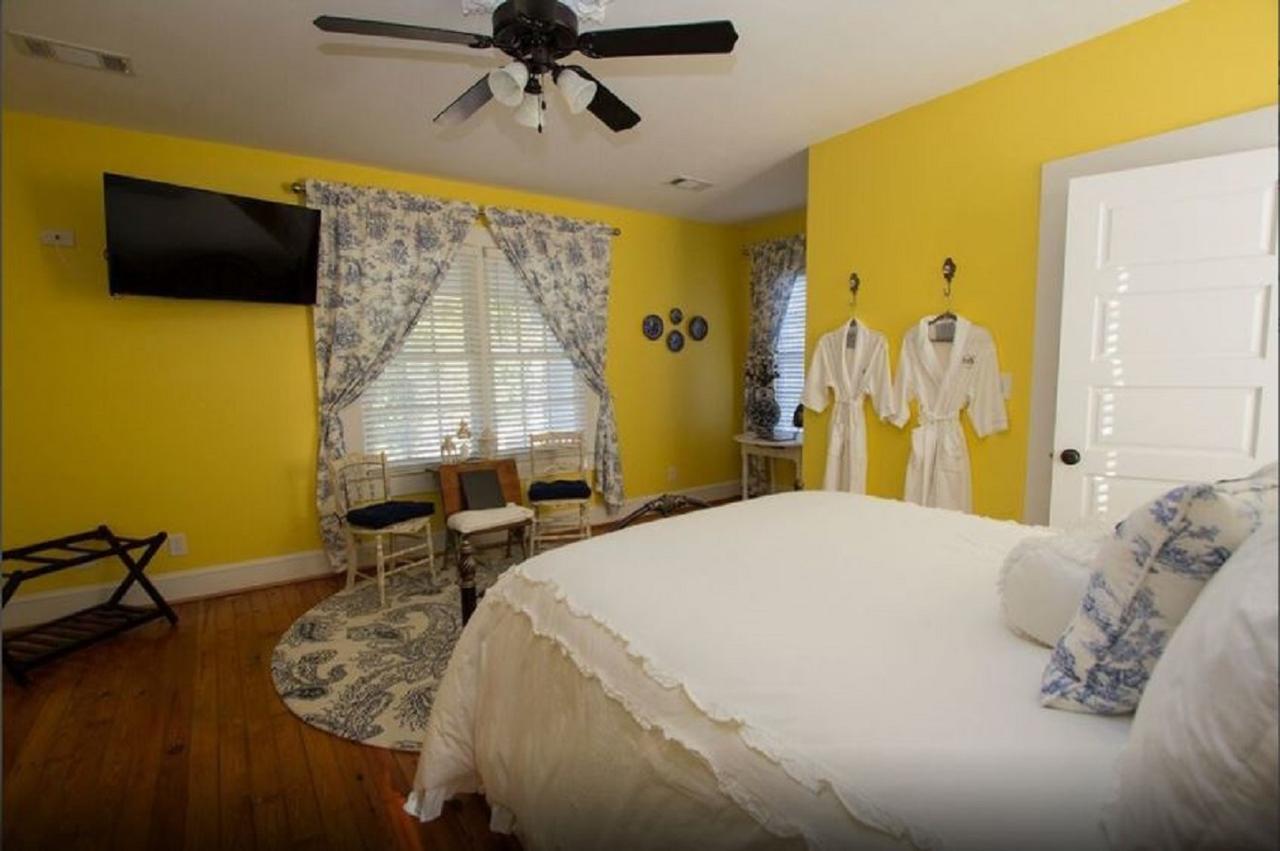 Bama Bed And Breakfast - Chimes Suite Tuscaloosa Εξωτερικό φωτογραφία