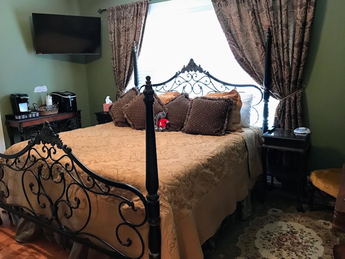 Bama Bed And Breakfast - Chimes Suite Tuscaloosa Εξωτερικό φωτογραφία