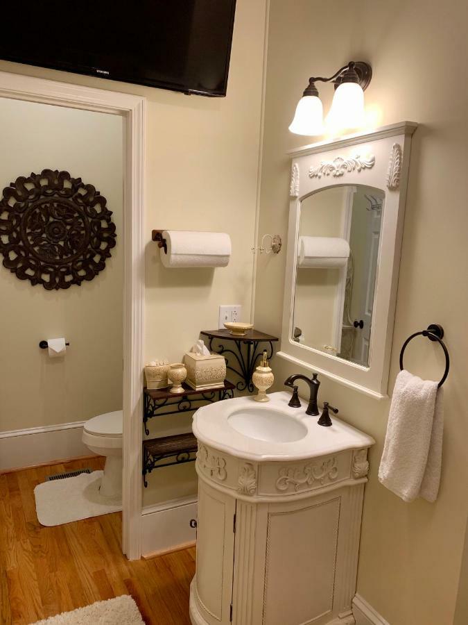 Bama Bed And Breakfast - Chimes Suite Tuscaloosa Εξωτερικό φωτογραφία