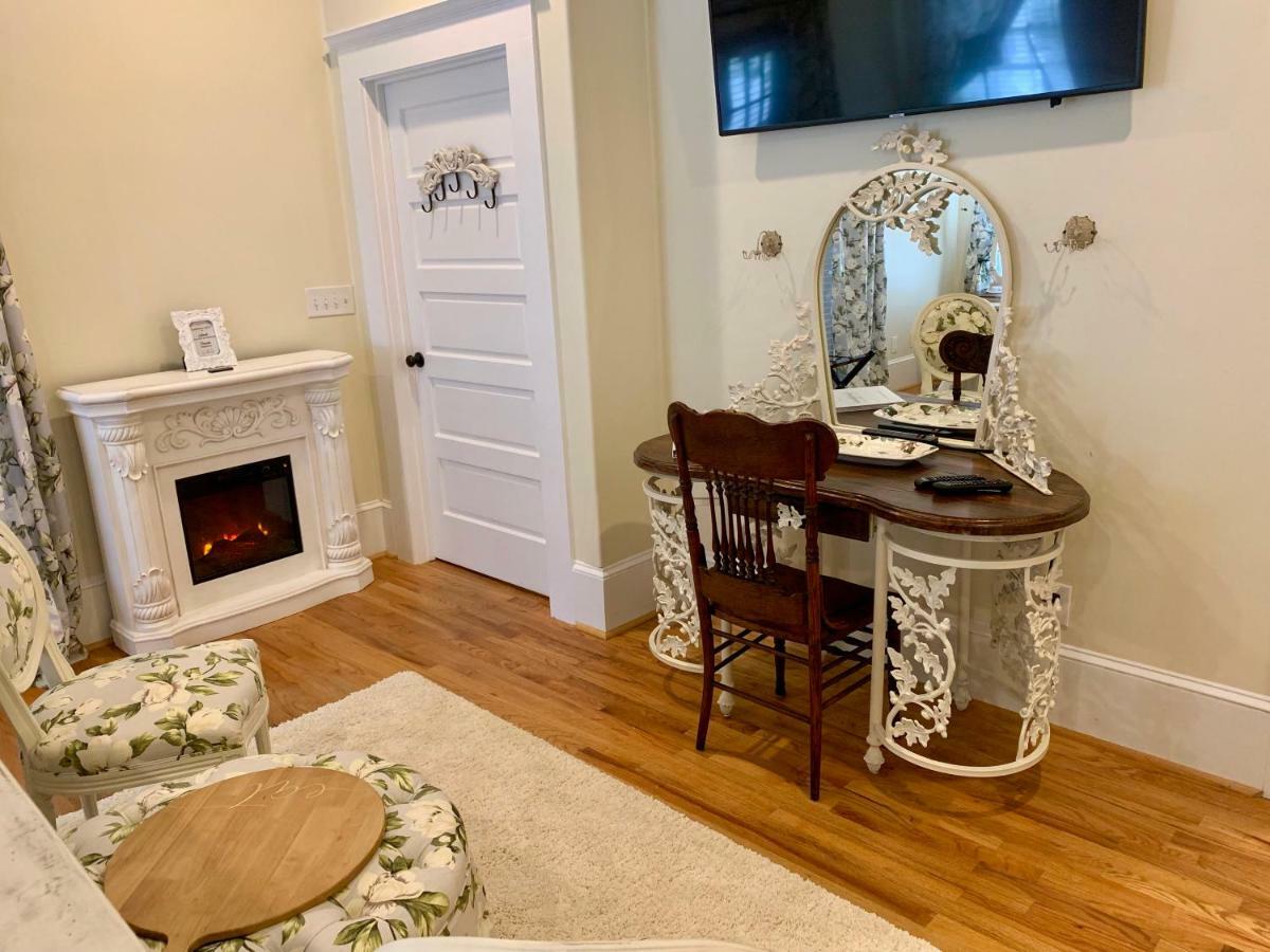 Bama Bed And Breakfast - Chimes Suite Tuscaloosa Εξωτερικό φωτογραφία